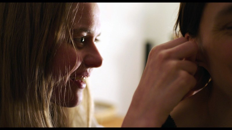 RETRO still prores_ER_13 klein